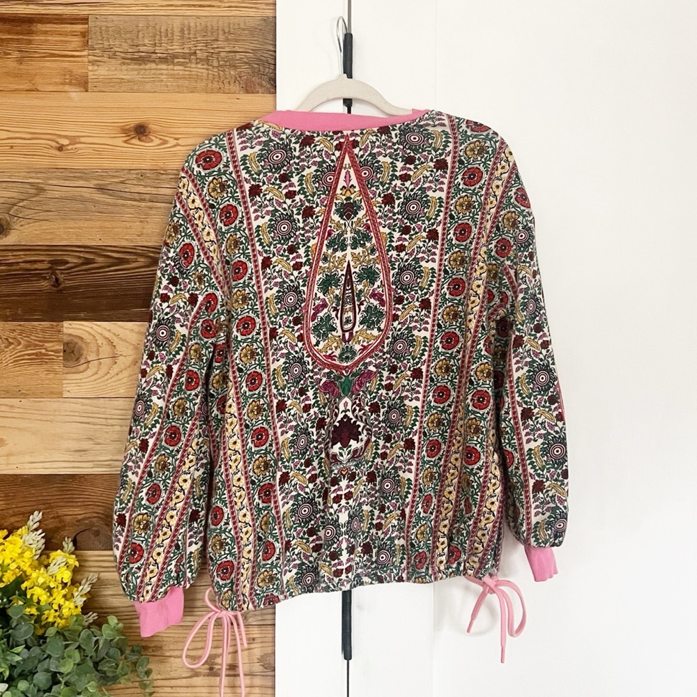 Alice + Olivia Amirah Drawstring Hem Sweatshirt Flower Pot Size Large - Picture 7 of 8